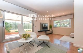 Casa en venta en Els Grecs - Mas Oliva en Roses