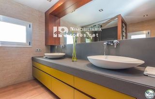 Casa en venta en Els Grecs - Mas Oliva en Roses