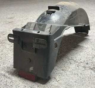 Porta matrícula corto Suzuki GS 500