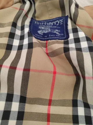 Gabardina Burberry Caballero Beige