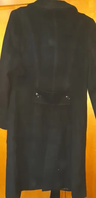 Abrigo largo negro Zara