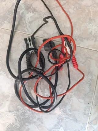 Cargador Baterías Timbertech BTRLD01