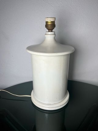 Lámpara de mesa metálica años 70