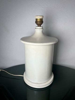 Lámpara de mesa metálica años 70