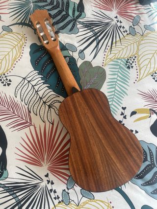 Guitalele Lanai Sapely