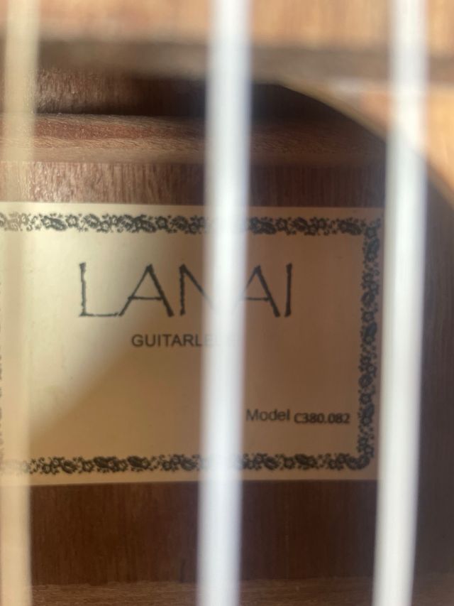 Guitalele Lanai Sapely