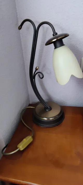 Lámpara techo y dos de mesita