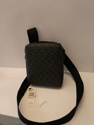 Borsa Calvin Klein monogram nera