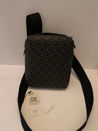 Borsa Calvin Klein monogram nera