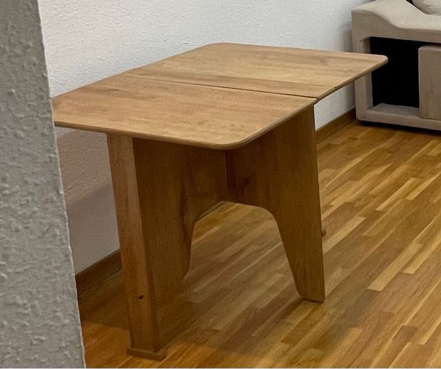 Conjunto de muebles a retirar en BCN