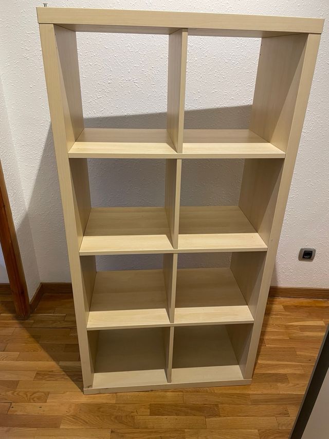 Conjunto de muebles a retirar en BCN