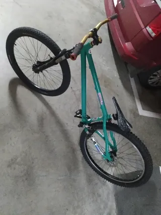 Bicicleta Dirt