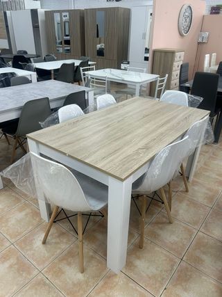 MESA DE MADERA DE COMEDOR + 6 SILLAS BLANCAS
