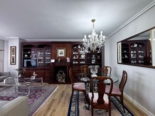 Piso en alquiler en Plaza España - Villa Pilar - Reyes Católicos - Vadillos en Burgos