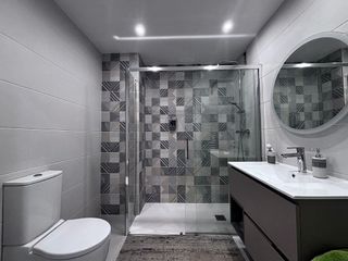 Piso en alquiler en Plaza España - Villa Pilar - Reyes Católicos - Vadillos en Burgos