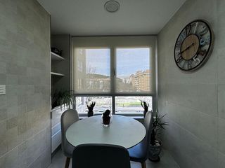 Piso en alquiler en Plaza España - Villa Pilar - Reyes Católicos - Vadillos en Burgos