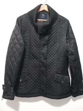 Casaco Burberry acolchoado preto tamanho XL