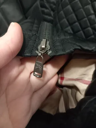 Casaco Burberry acolchoado preto tamanho XL