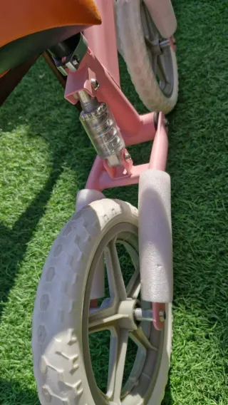 Bicicleta Homcom sin pedales rosa