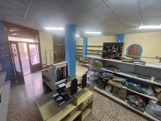 Local comercial en venta en Crevillent