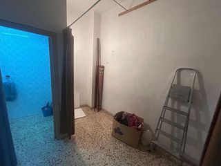 Local comercial en venta en Crevillent