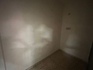 Local comercial en venta en Crevillent