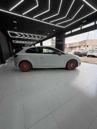 SEAT Leon cupra