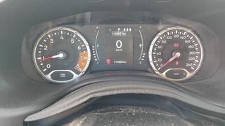 SIN ENTRADA! Jeep Renegade AUTOMÁTICO! 151C.V.!