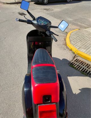 Vespa TX 200 Negra Impecable