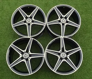 Llantas Originales Mercedes AMG 18 - Impolutas