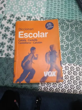 Diccionari Escolar Català-Castellà / Castellano...