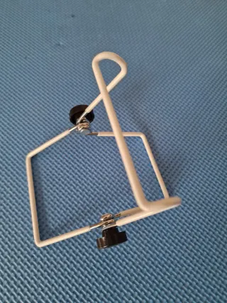 Soporte ajustable para tablet/móvil