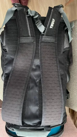 Mochila Thule Gris y Azul