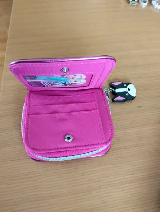 Monedero niña con llavero de perro