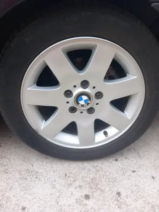 Llantas BMW 16 pulgadas con neumáticos