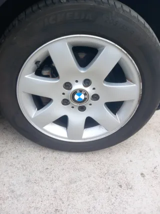 Llantas BMW 16 pulgadas con neumáticos