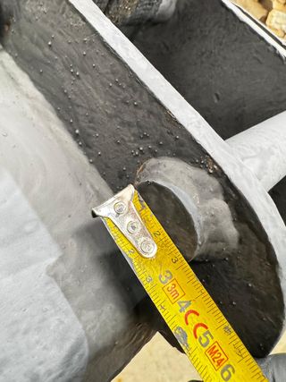 Cazo Excavadora WHITES