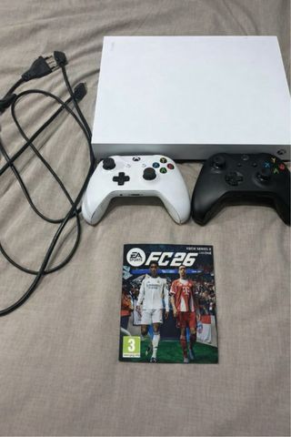 Xbox One Series X + FC26