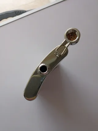Petaca hecha en Italia, acero inox, 6 Oz.