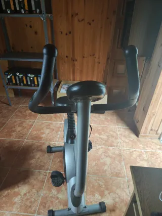 Bicicleta estática Hipercor