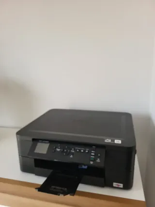 Impresora Brother DCP-J572DW Negra