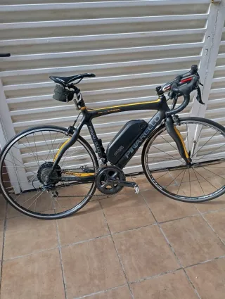 Bicicleta Eléctrica Carretera Pinarello