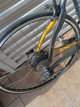 Bicicleta Eléctrica Carretera Pinarello