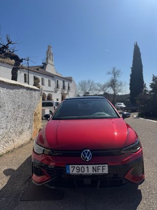 Volkswagen Golf 2025