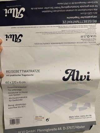 Colchón plegable para cuna de viaje marca Alvi