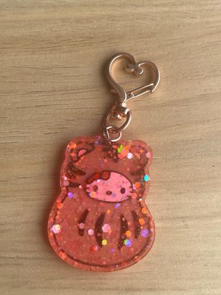 Llavero Hello Kitty disfrazado de tigre artesanal