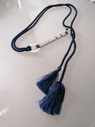 Cintura blu con strass e nappe