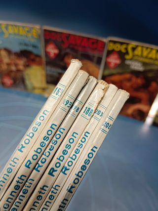 Lote 12 novelas PULP Doc Savage, por Kenneth Robeson, Colección Hombres Audaces, Editorial Molino , años 40
