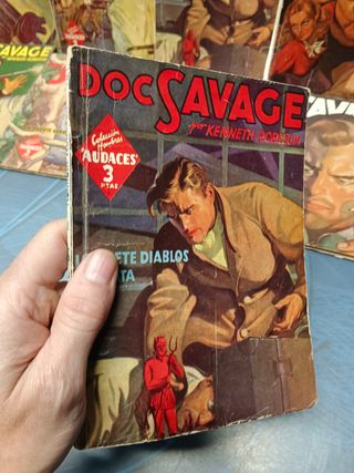 Lote 12 novelas PULP Doc Savage, por Kenneth Robeson, Colección Hombres Audaces, Editorial Molino , años 40