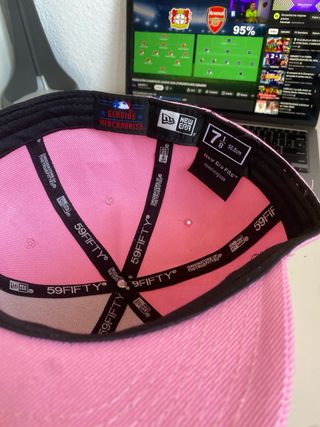 Gorra New Era 59Fifty Talla 7 1/8 Rosa